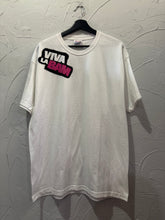 00s Viva Le Bam Crew TShirt. Large