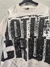 1994 Brockum Motley Crue Signature Band TShirt. XLarge