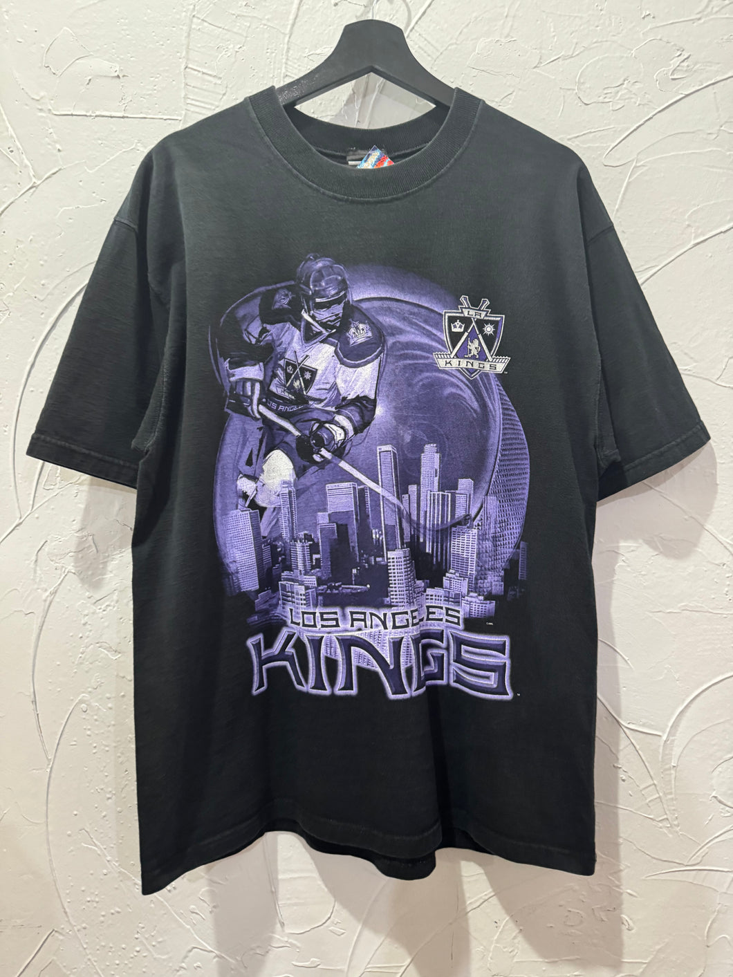 90s Pro Player Los Angeles Kings TShirt. Large