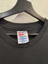 90s WWF Wrestlemania Revenge Wrestling TShirt. Large