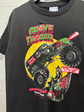 1990 Grave Digger Racing Team TShirt. Large