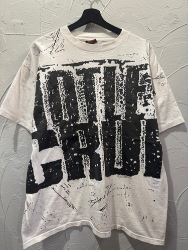 1994 Brockum Motley Crue Signature Band TShirt. XLarge