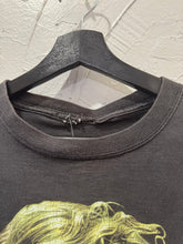 00s Batman The Dark Knight Joker Heath Ledger TShirt. Large