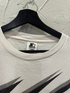 90s Starter Raiders Shockwave TShirt. Large
