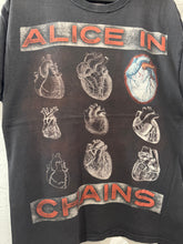00s Alice In Chains Band TShirt. Large