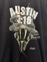 1998 WWF Stone Cold Steve Austin Dont Trust Anybody Rattlesnake Tshirt. XLarge