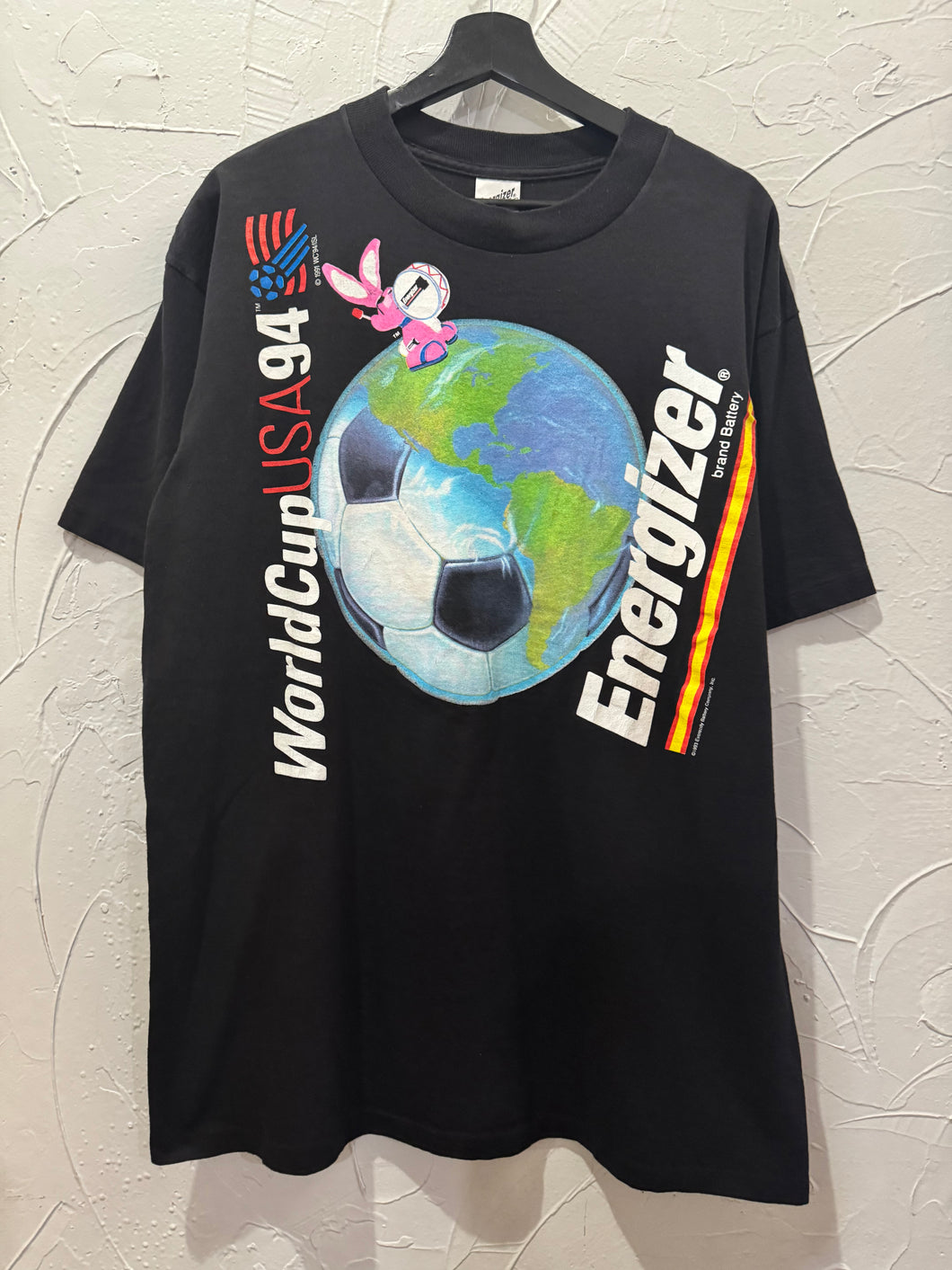 1994 World Cup USA Energizer Bunny TShirt. XLarge