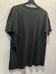 90s Skull and Barbwire Graphic TShirt. Large