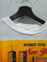 1993 Someone In New York Loves Me TShirt. Large
