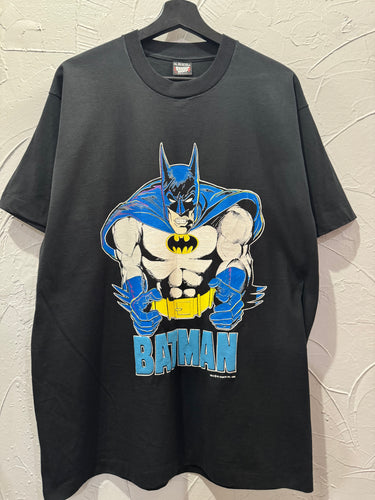 1989 DC Batman Graphic TShirt. Large