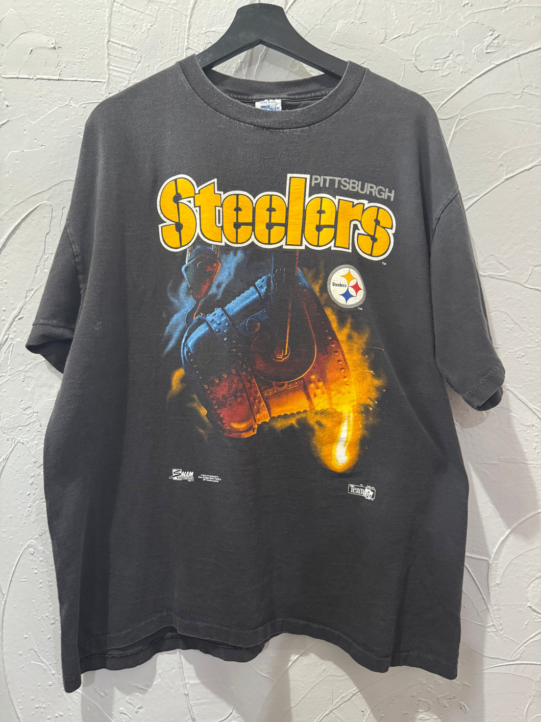1991 Salem Pittsburgh Steelers Graphic TShirt. XLarge