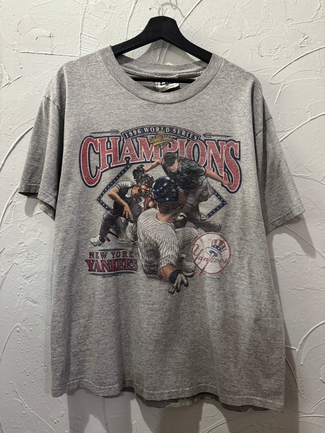 1996 New York Yankees World Series Champs TShirt. Large