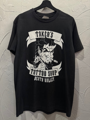 1998 WWF Undertaker Tattoo Shop Wrestling TShirt. Large