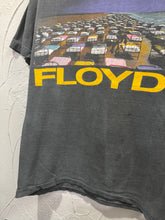 1987 Pink Floyd World Tour TShirt. Large