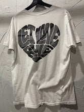 1990 Lenny Kravitz Let Love Rule TShirt. Large